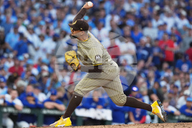 Braves Suarez Baseball