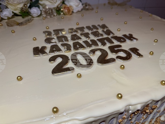 Близо 70 двойки от Казанлък, празнуващи 50 години съвместен живот, подновиха брачните си обещания в обща церемония 