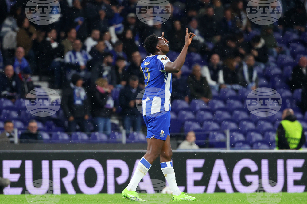 Порто се върна на върха в португалското първенство, Атанас Чернев не игра за Ещрела Амадора