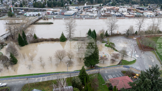 Проливни дъждове предизвикаха наводнения и евакуации в редица американски щати