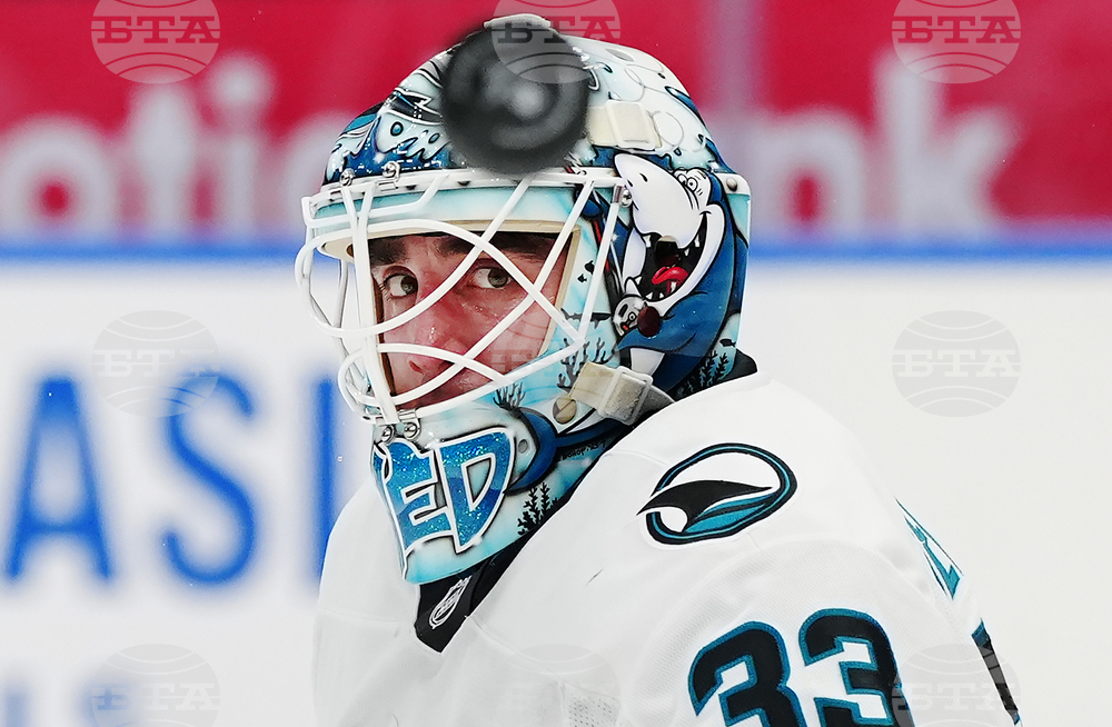 Sharks Maple Leafs Hockey