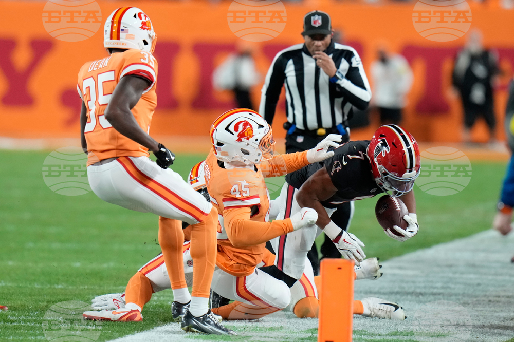 Falcons Buccaneers Football