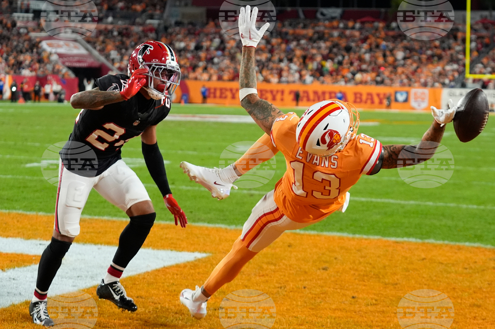 APTOPIX Falcons Buccaneers Football