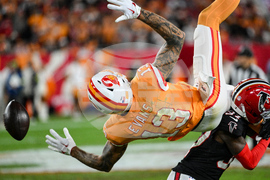 Falcons Buccaneers Football