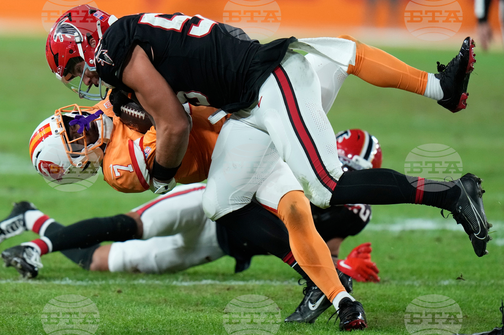 Falcons Buccaneers Football