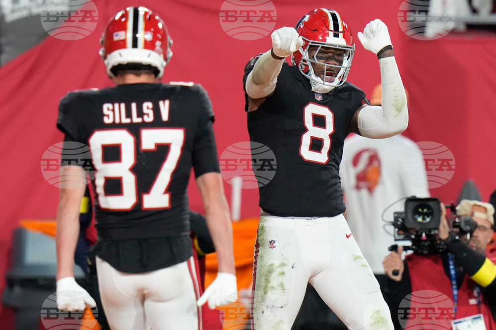 Falcons Buccaneers Football