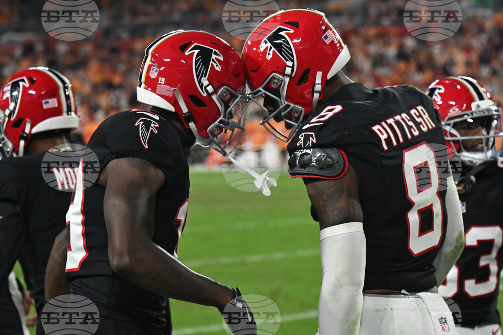 Falcons Buccaneers Football