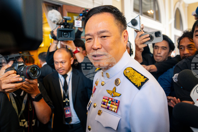 Тайланд съобщи, че ще продължи да нанася удари по Камбоджа до отстраняване на „заплахите“