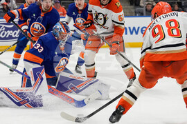 Ducks Islanders Hockey