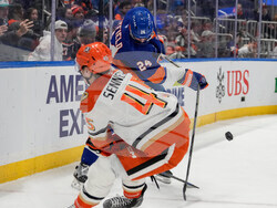 Ducks Islanders Hockey