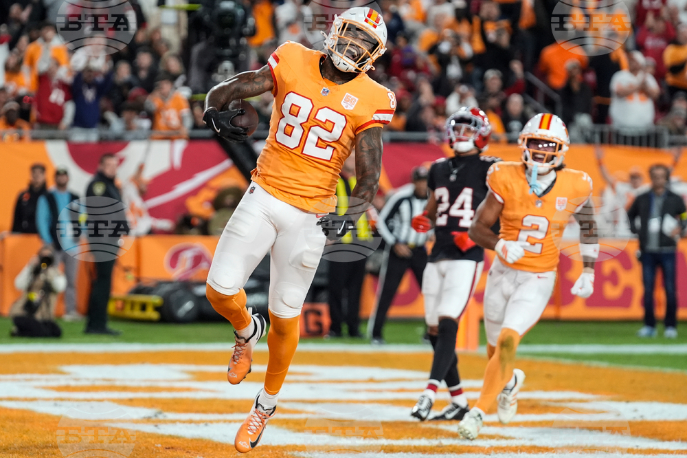 Falcons Buccaneers Football