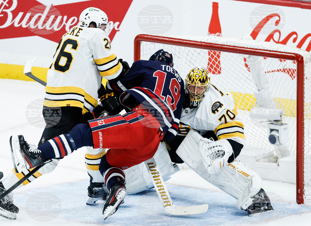 Bruins Jets Hockey