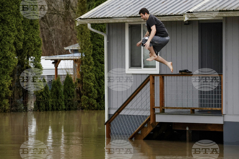 APTOPIX Extreme Weather Washington Flooding