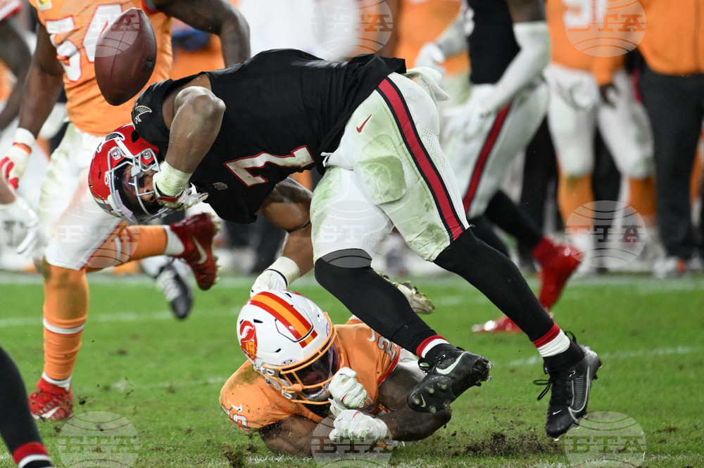 Falcons Buccaneers Football