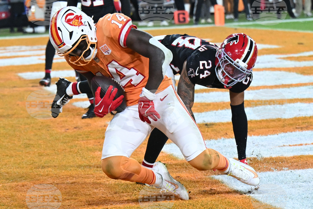 Falcons Buccaneers Football