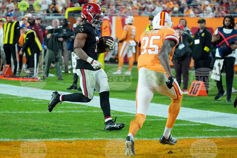 Falcons Buccaneers Football