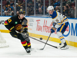 Sabres Canuks Hockey