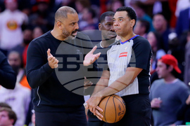 Clippers Rockets Basketball