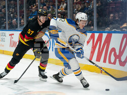 Sabres Canucks Hockey