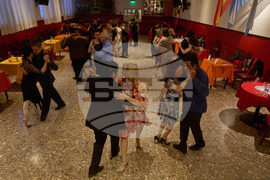 Argentina Tango Taxi Dancers