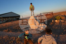 APTOPIX Digital Cage Exiled Official