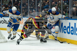 Sabres Canucks Hockey