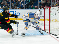 Sabres Canucks Hockey