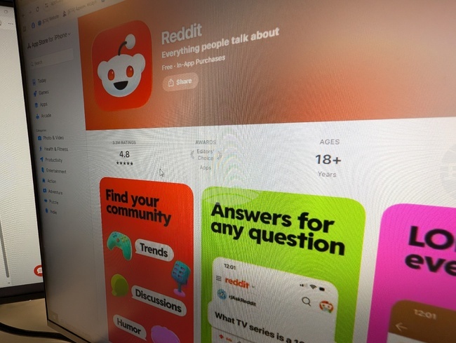 „Редит“ оспорва в съда австралийската забрана за социални медии за деца, позовавайки се на заплаха за свободата на словото