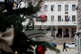 Българска народна банка - опашка - евромонети