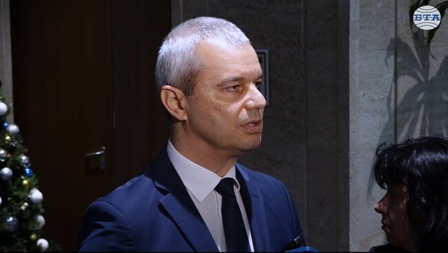 От „Възраждане“ предлагат кабинетът да поиска отлагане на влизането в еврозоната с година, но не очакват голяма подкрепа в пленарната зала