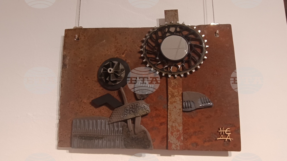 Троян - изложба „Pro.дължение” - Мариана и Неда Личеви