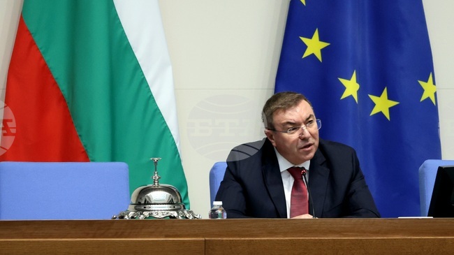 Parliament Votes Zhelyazkov Cabinet Out of Office