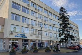  Казанлък - Районна поликлиника