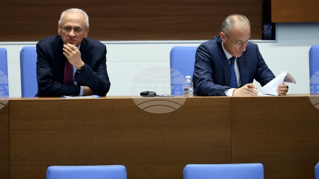 Здравните власти ще продължат да изпълняват своите ангажименти за профилактика на болестите, каза министър Силви Кирилов