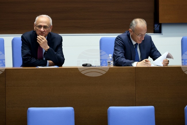 Здравните власти ще продължат да изпълняват своите ангажименти за профилактика на болестите, каза министър Силви Кирилов