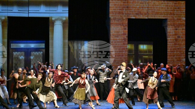 Бургаската публика с последна за годината възможност да гледа мюзикъла "Моя прекрасна лейди"