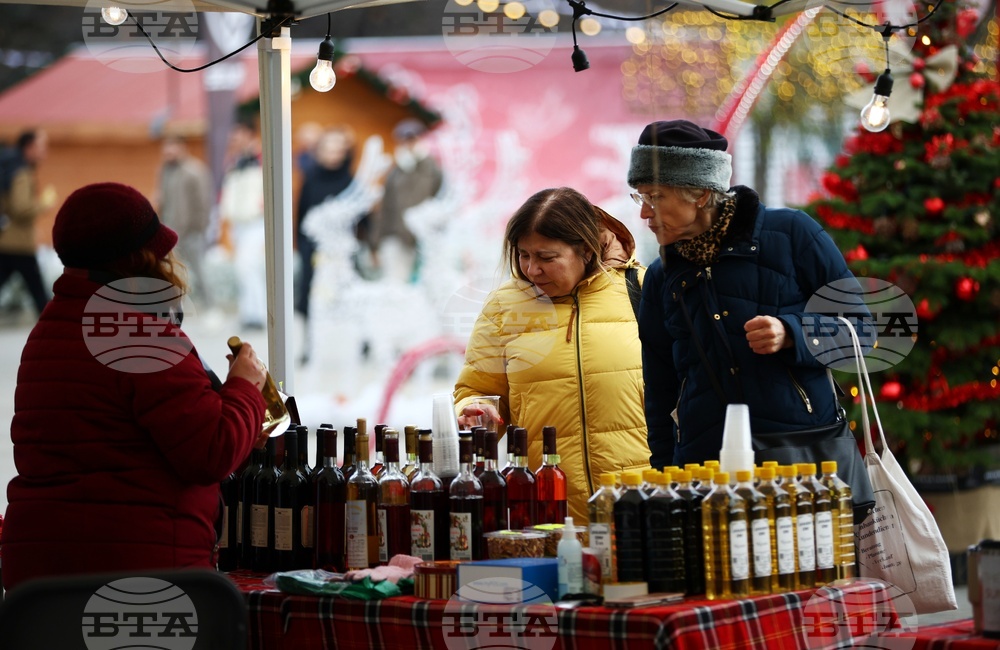 Земеделски производители и занаятчии предлагат разнообразие от продукти на фермерския фестивал „Моята Еко Коледа“ в София