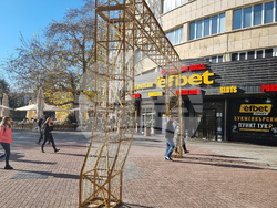 Пловдив - коледна украса - инцидент