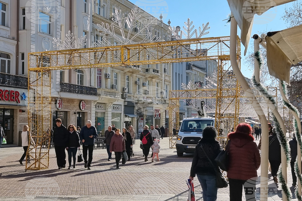 Пловдив - коледна украса - инцидент