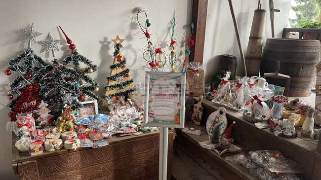 Благотворителен базар в Историческия музей е част от коледните кампании на младежката организация на Българския Червен кръст в Стрелча