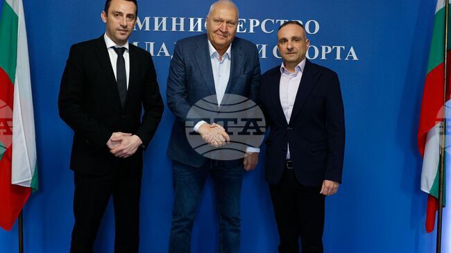 Министър Иван Пешев проведе среща с ръководствата на Българската федерация по шахмат 2022 и Българската спортна федерация по шахмат