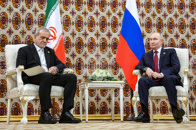 Путин разговаря с иранския си колега и призова за прекратяване на огъня, съобщи Кремъл