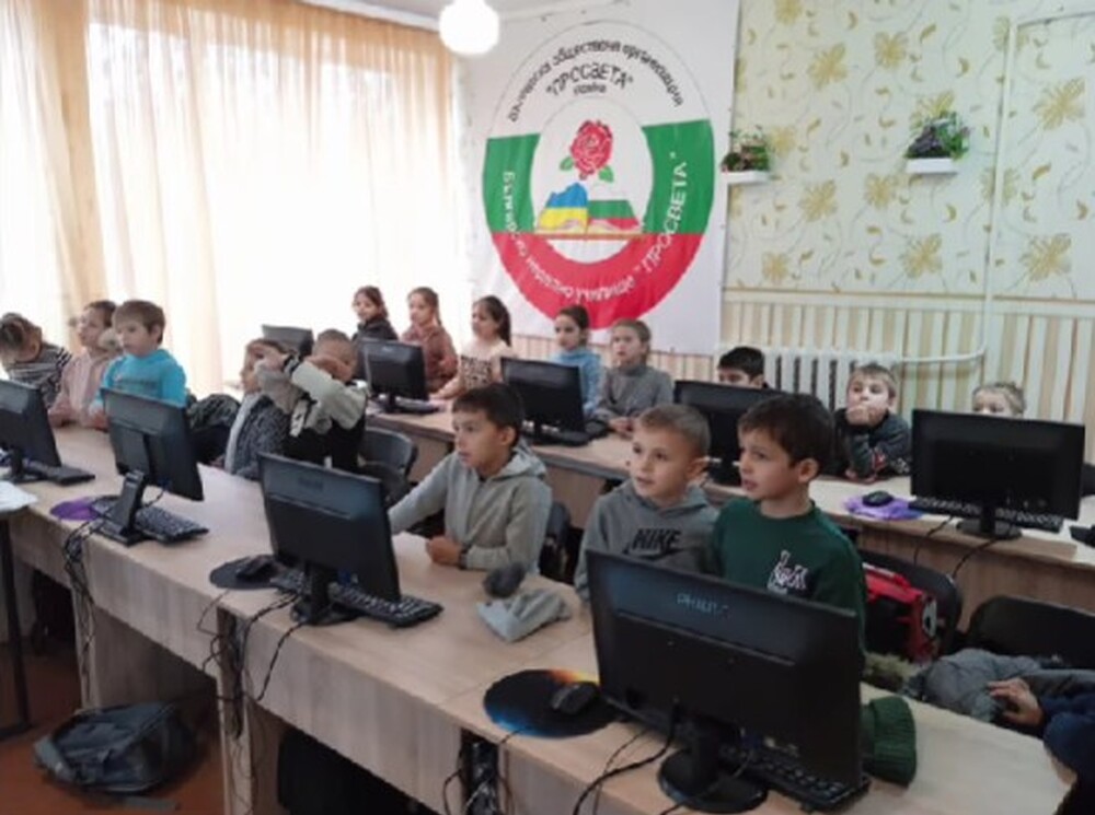 Ученици от Българското неделно училище „Просвета“ в Делжилер се подготвяха за Коледа и Нова година