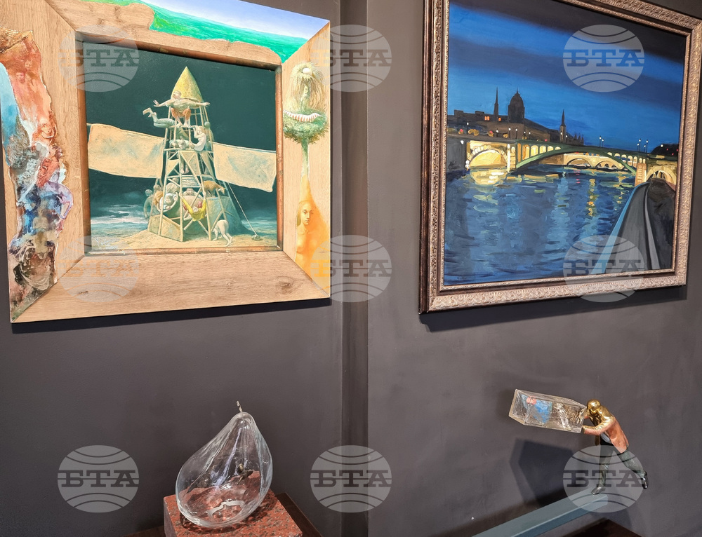 Варна - галерия „Папийон“ - сборна годишна изложба