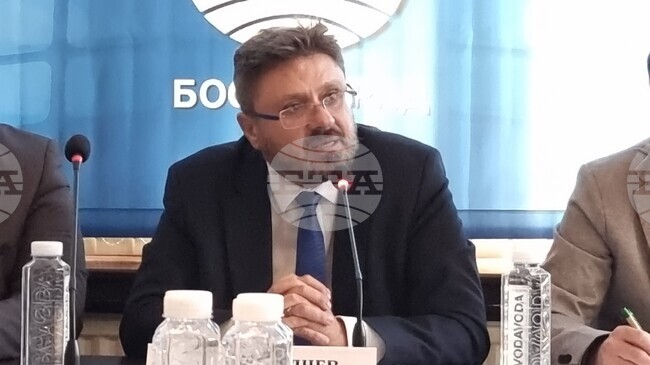 Пресклубът на БТА в Босилеград е общ успех на българите от двете страни, каза в Босилеград генералният директор на БТА Кирил Вълчев