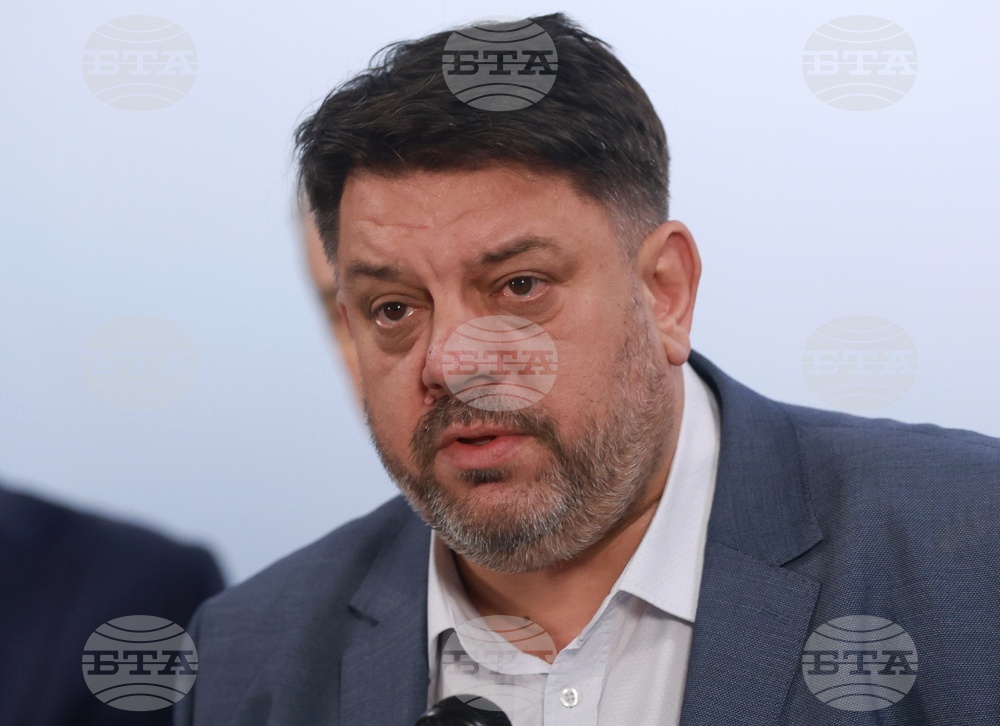 Ако получим третия мандат за съставяне на правителство, ще го обсъдим и тогава ще решим дали да го върнем, каза лидерът на БСП Атанас Зафиров