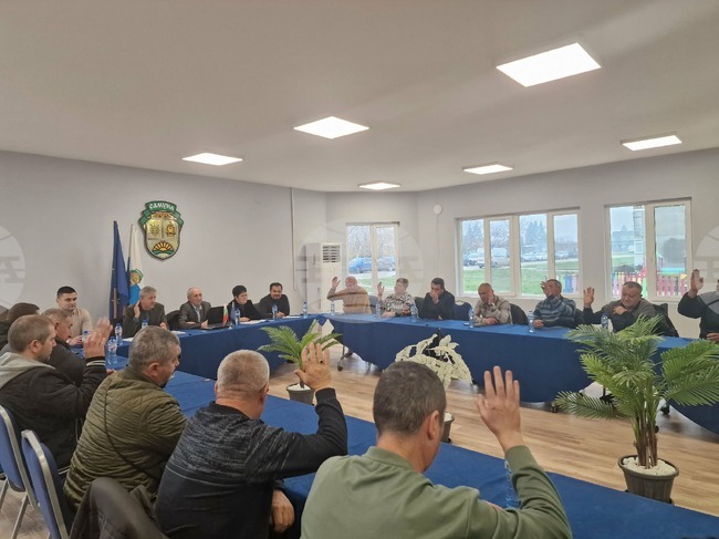 Кандидатстване за закупуване на електромобил, актуализация на бюджета и подкрепа за студенти са сред решенията на Общинския съвет в Самуил