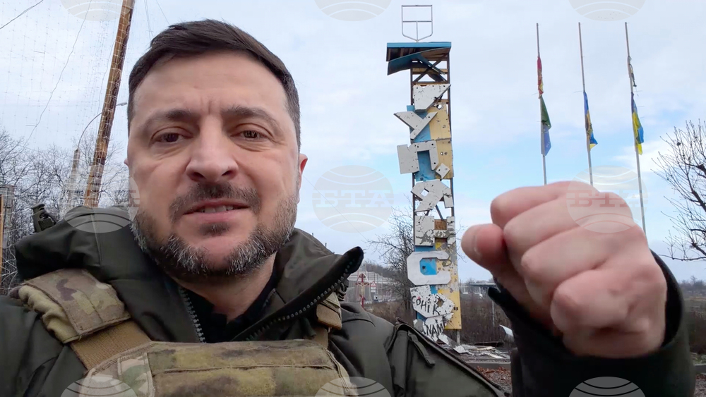 Украинската армия обяви, че е блокирала руските сили в северната част на Купянск