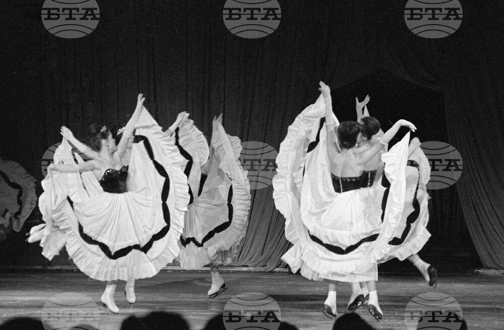 Международно балетно шоу „Париж върху лед“ в София