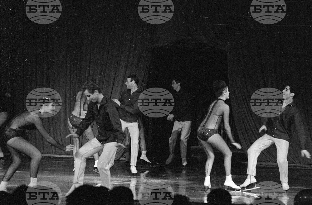 Международно балетно шоу „Париж върху лед“ в София